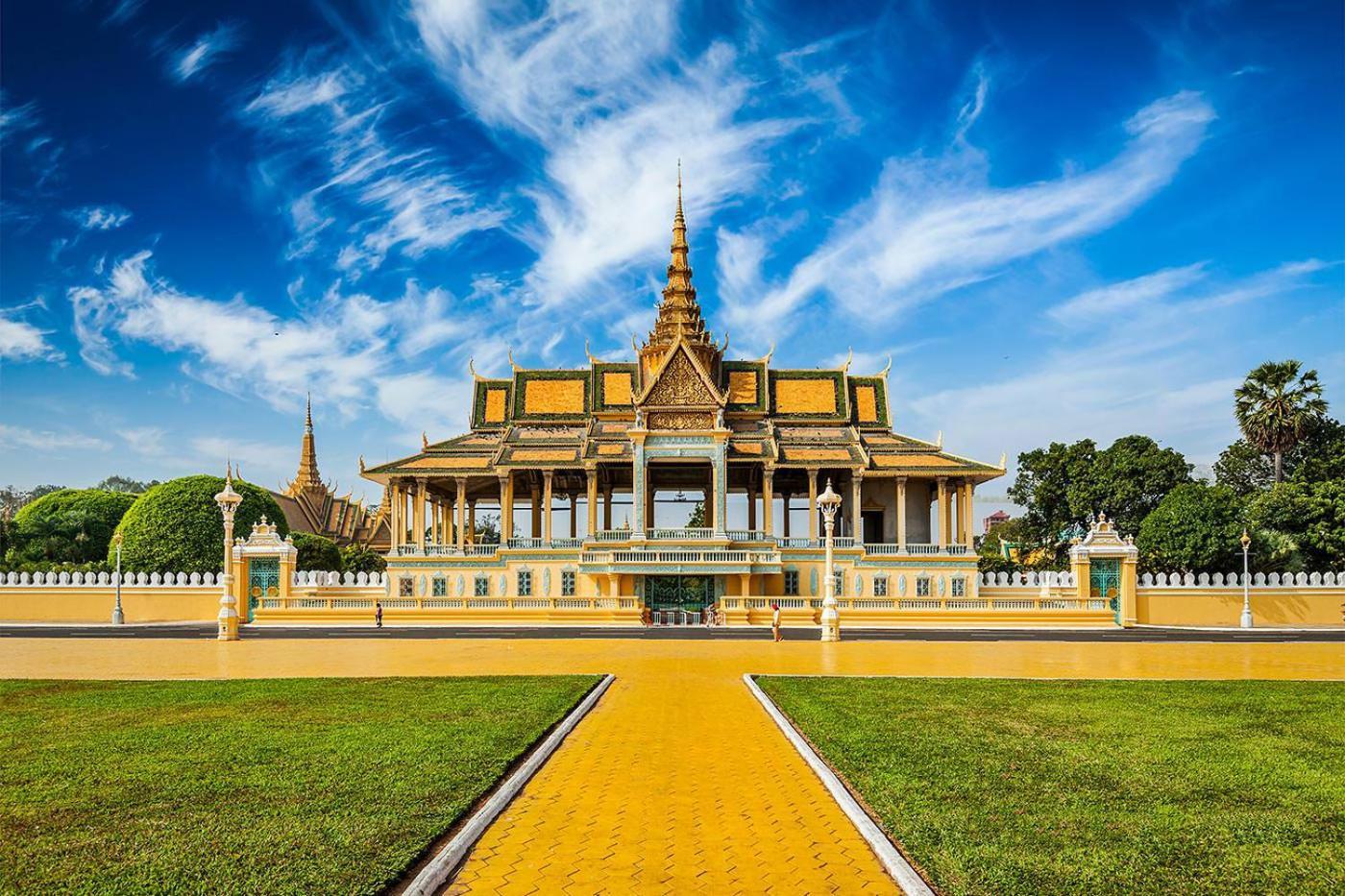 Galaxy Rs Hotel Phnom-Penh Buitenkant foto