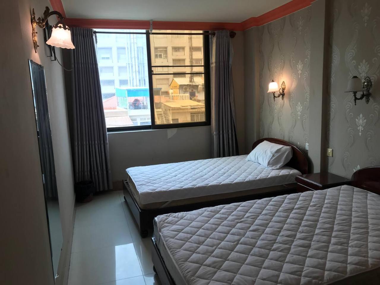 Galaxy Rs Hotel Phnom-Penh Buitenkant foto