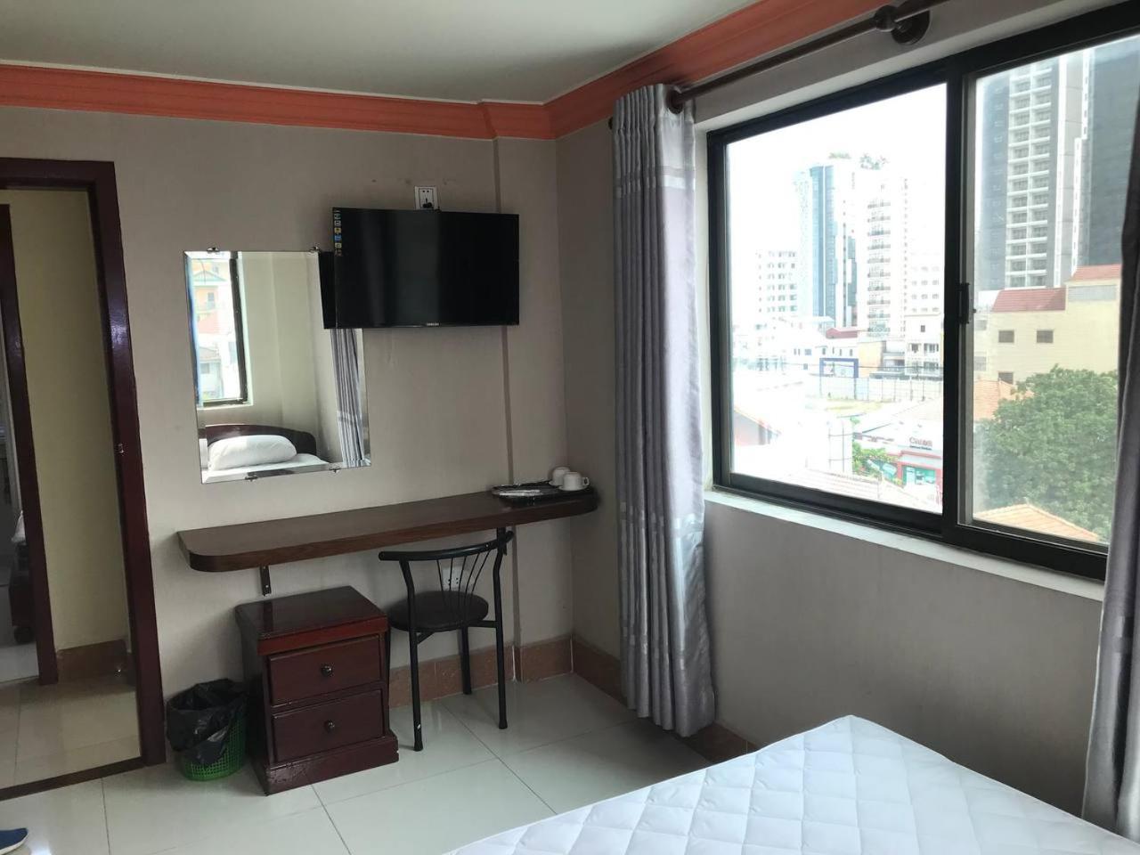 Galaxy Rs Hotel Phnom-Penh Buitenkant foto